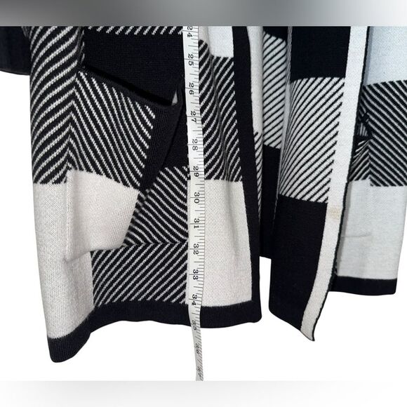 Women’s Alfani Patchwork Cardigan Size Medium Black and White - Picture 3 of 6